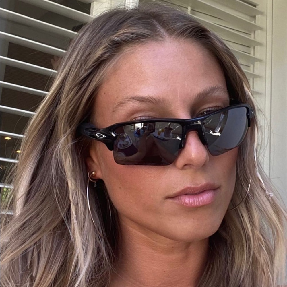 Oakley Flak Beta Sunglasses in Matte Black/Grey - Unisex- Size S